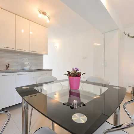 Apartamento Nora Zadar