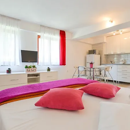Nora Apartamento Zadar