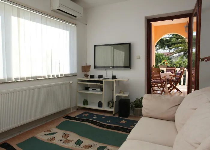Apartman Nora *